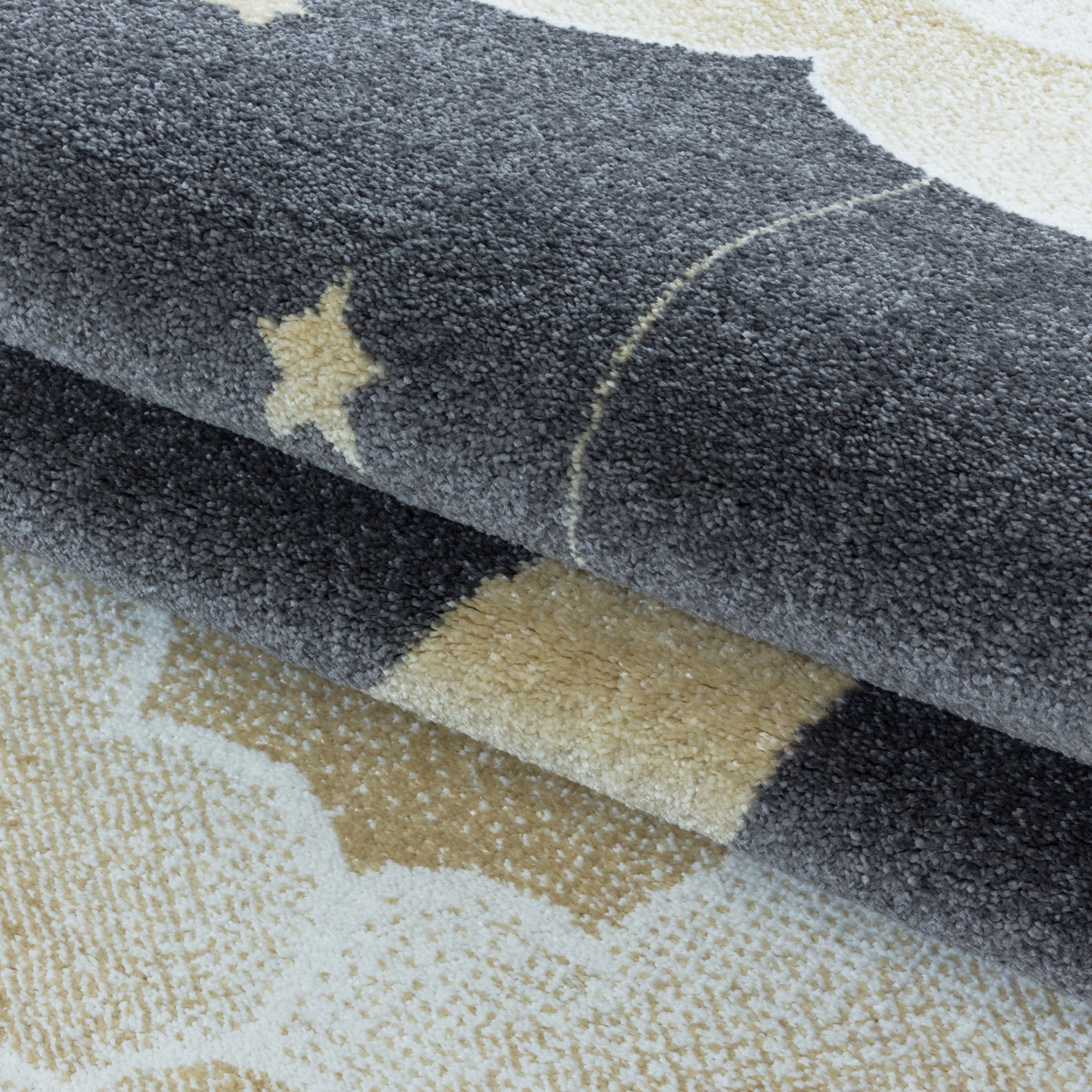 Gelber Kinderzimmer Teppich mit Mond- und Wolkenmotiv - Image 7
