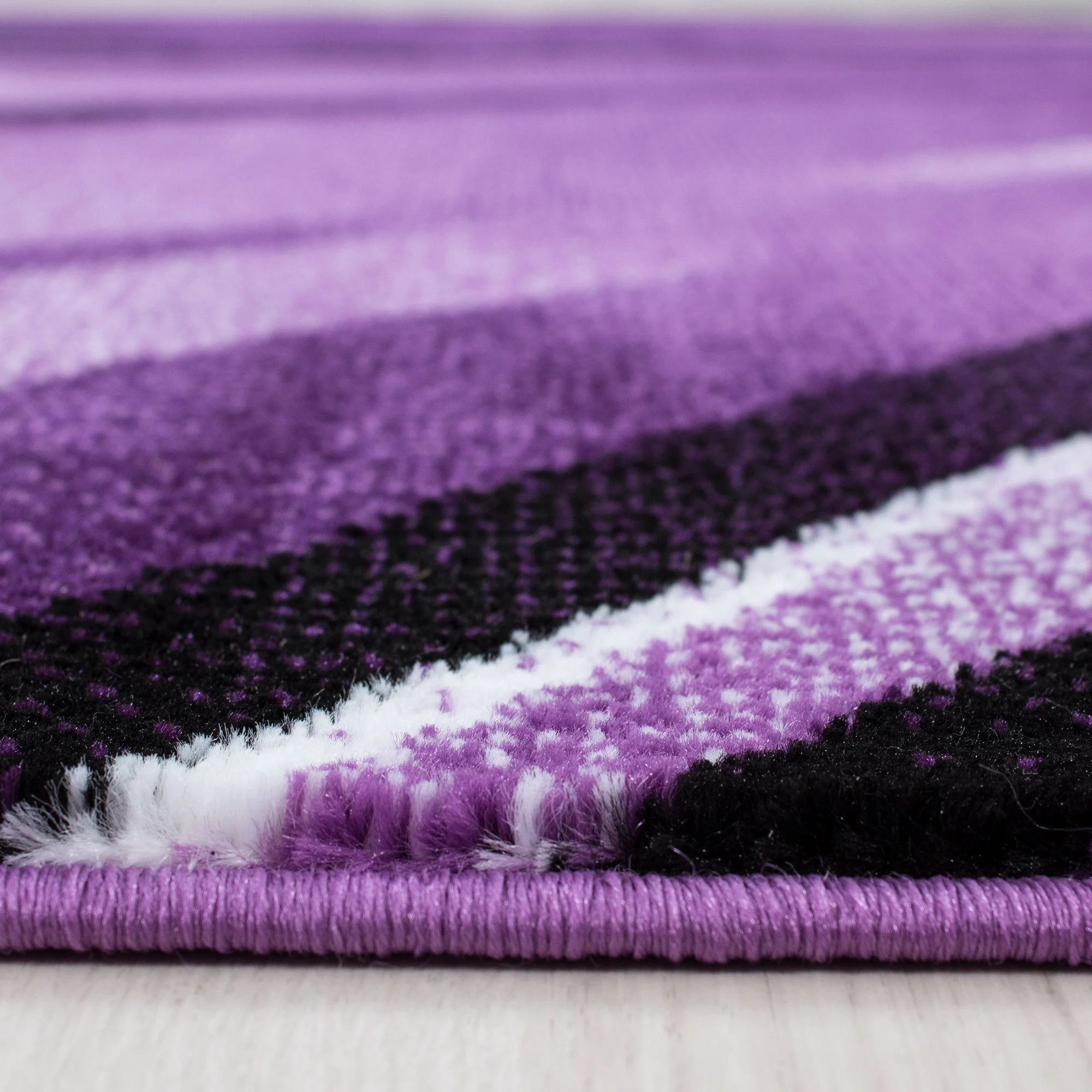 Parma Abstrakter Kurzflorteppich in Violett mit Wellen - Image 4