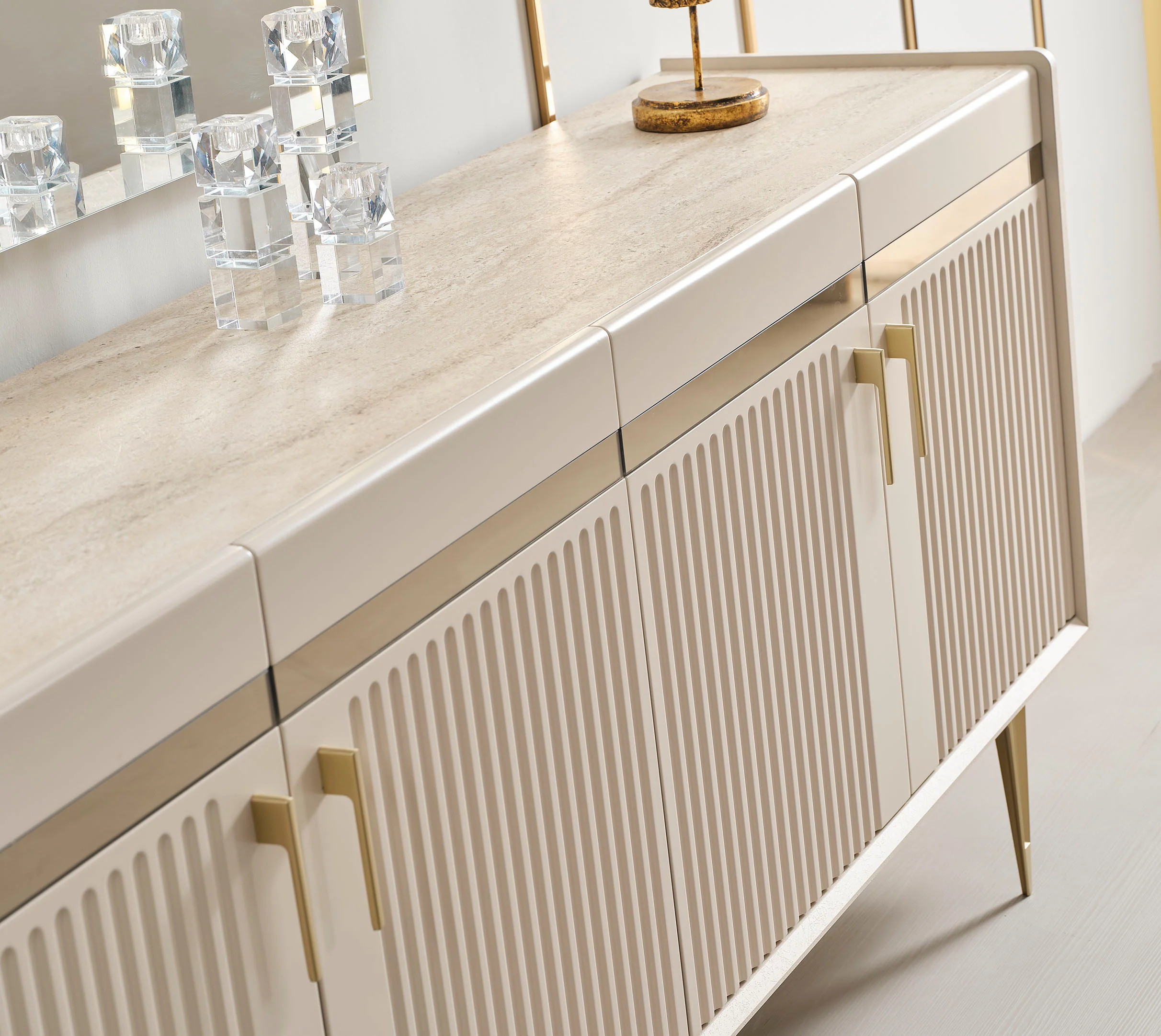 Tesla Sideboard mit Spiegel - Image 3